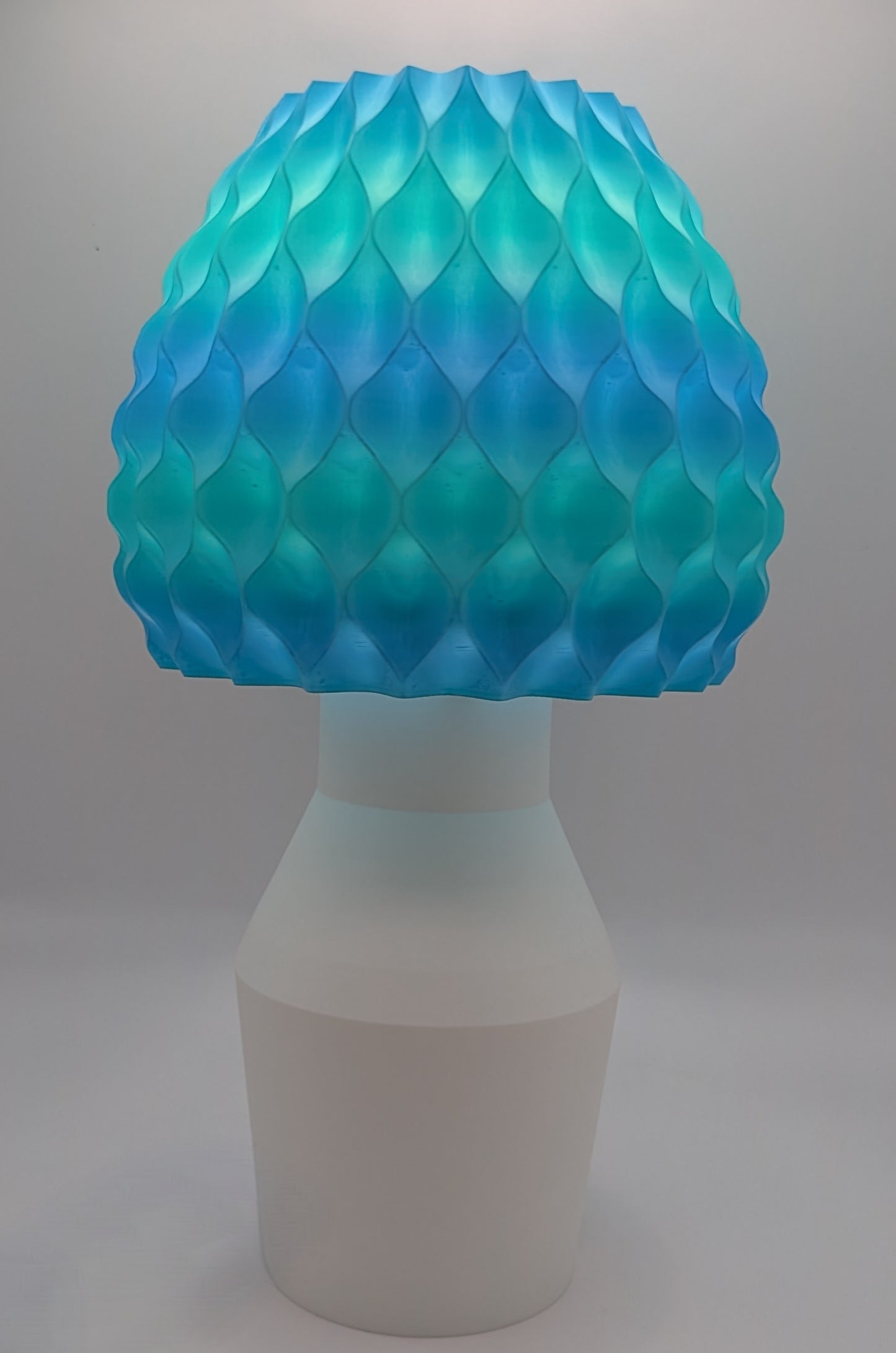 Serene Wave Lamp